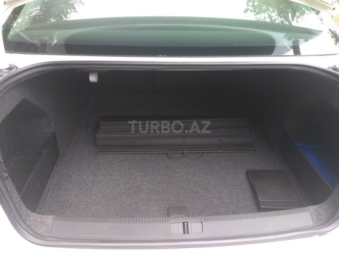 Volkswagen Passat 2010, 144,000 km - 1.8 l - Bakı