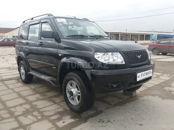 UAZ Patriot 2014, 2,670 km - 2.7 l - Xırdalan