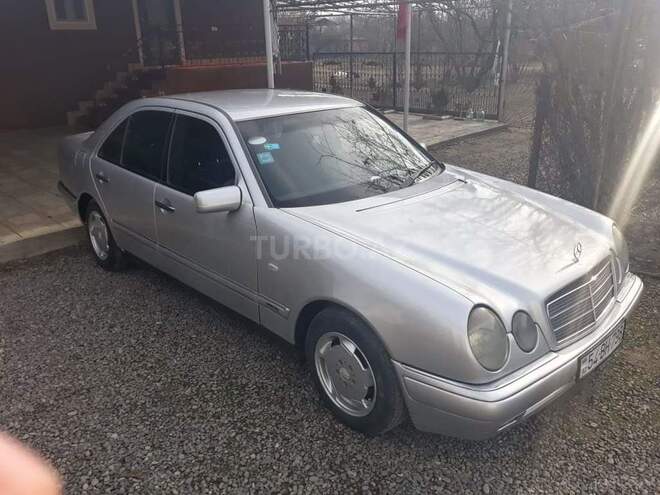 Mercedes E 200 1996, 363,765 km - 2.0 l - Bakı