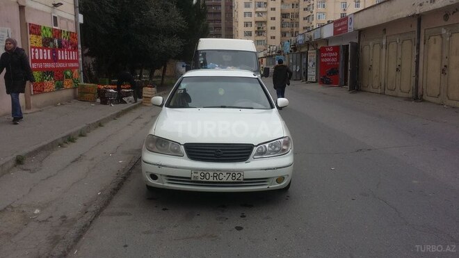 Nissan Sunny 2007, 320,000 km - 1.3 л - Bakı