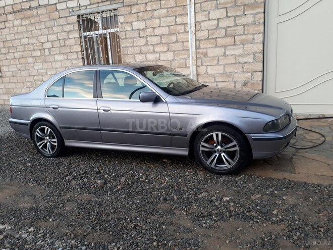 BMW 528 1999, 350,000 km - 2.8 л - Şəmkir