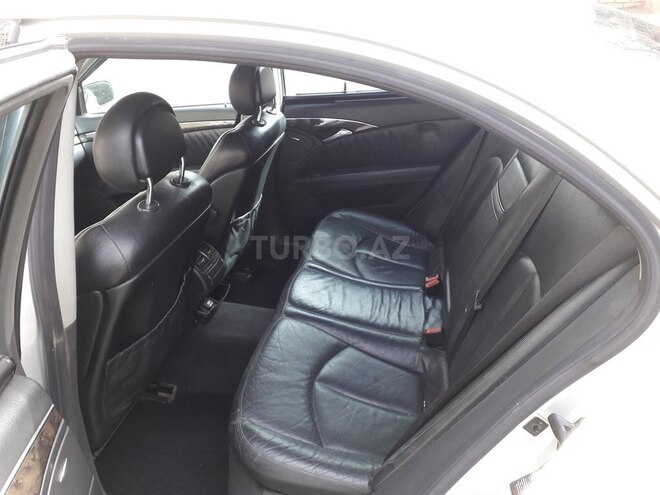 Mercedes E 270 2002, 349,000 km - 2.7 l - Bakı