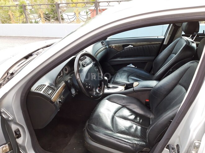 Mercedes E 270 2002, 349,000 km - 2.7 l - Bakı