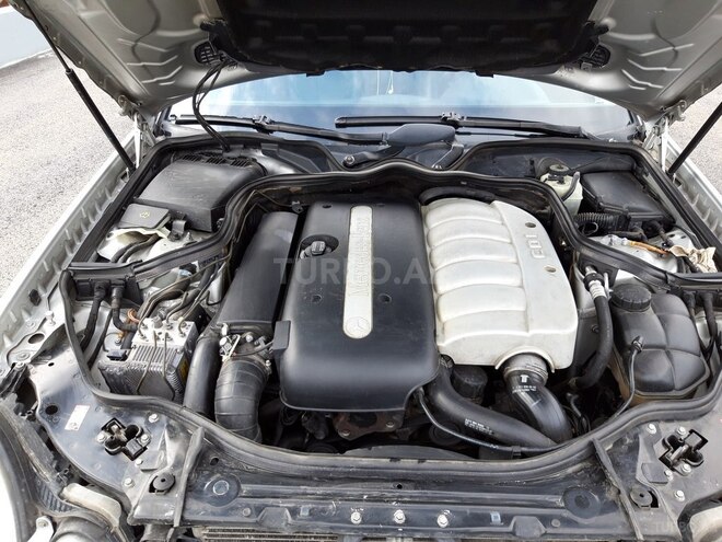 Mercedes E 270 2002, 349,000 km - 2.7 l - Bakı