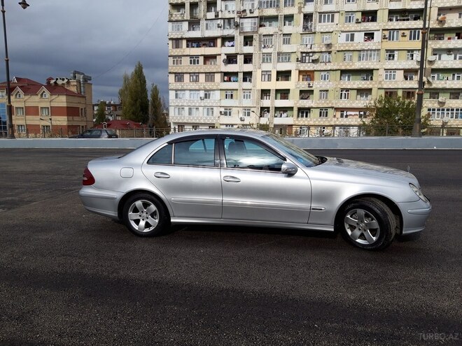 Mercedes E 270 2002, 349,000 km - 2.7 l - Bakı