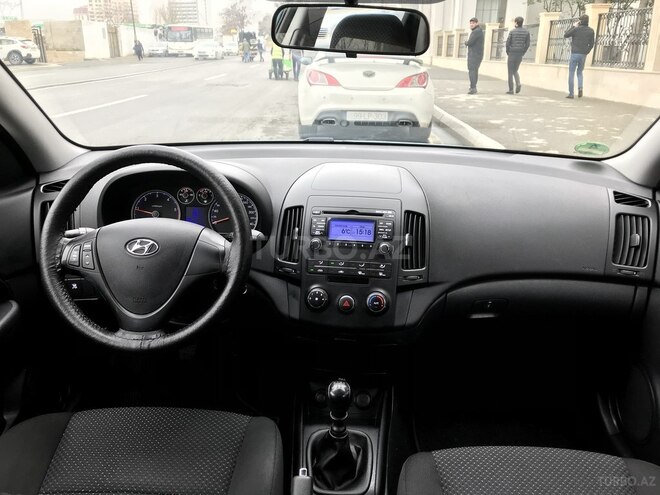 Hyundai i30 2009, 235,000 km - 1.6 l - Bakı