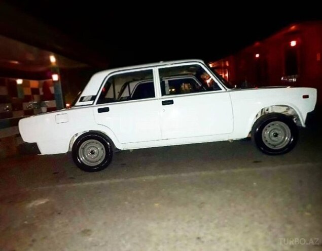 LADA (VAZ) 2107 2007, 82,000 km - 1.6 l - Göygöl