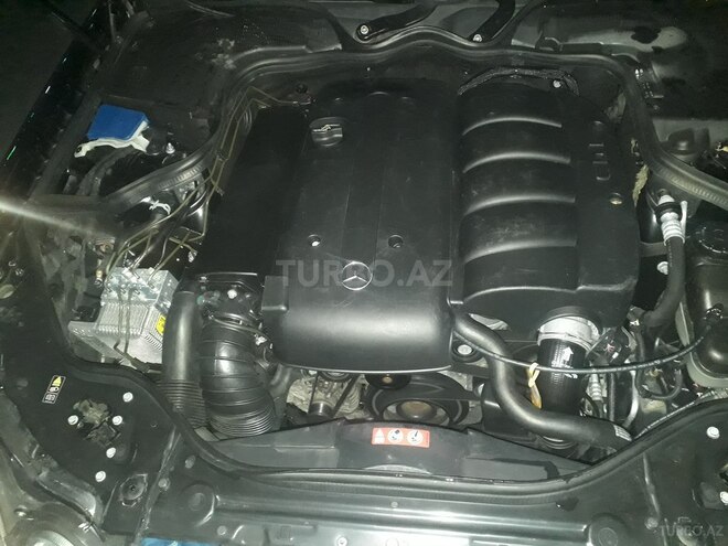 Mercedes E 220 2006, 186,000 km - 2.2 l - Bakı