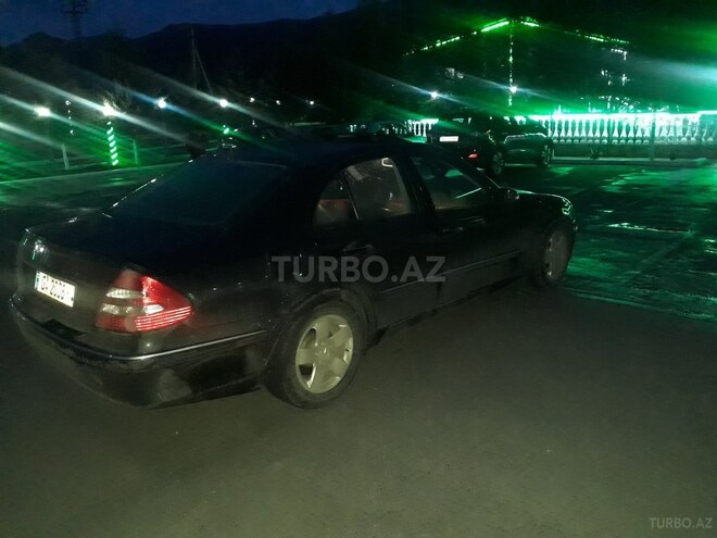 Mercedes E 220 2006, 186,000 km - 2.2 l - Bakı