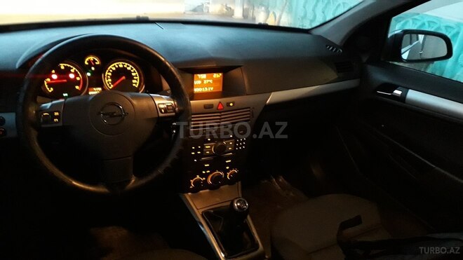 Opel Astra 2006, 206,000 km - 1.3 l - Gəncə