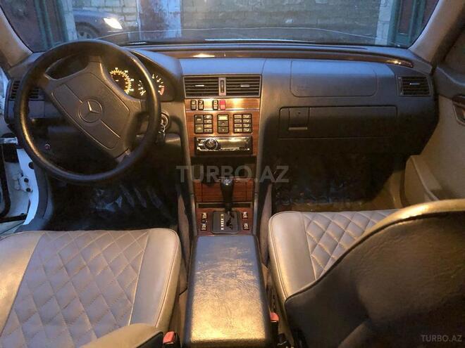 Mercedes C 220 1995, 218,000 km - 2.2 l - Ağcabədi