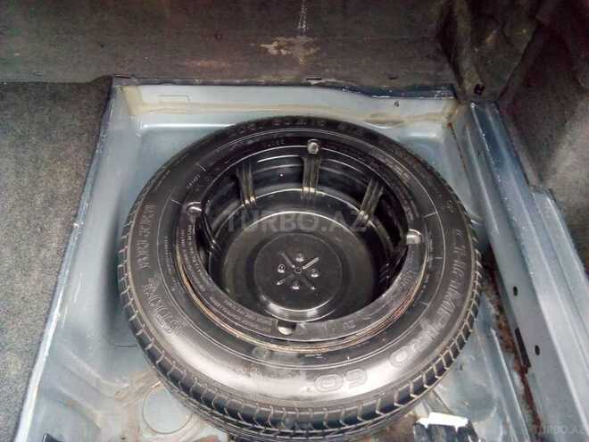 Mercedes E 230 1996, 354,000 km - 2.3 l - Şirvan
