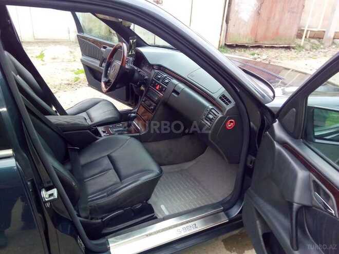 Mercedes E 230 1996, 354,000 km - 2.3 l - Şirvan