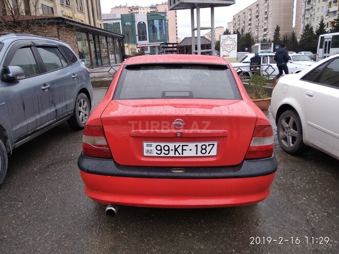 Opel Vectra 1996, 280,000 km - 1.8 l - Sumqayıt
