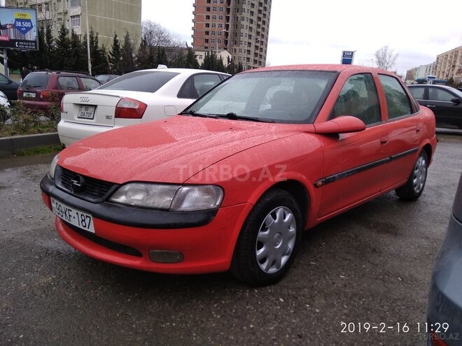 Opel Vectra 1996, 280,000 km - 1.8 l - Sumqayıt