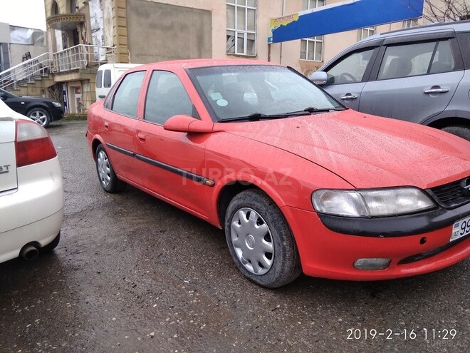 Opel Vectra 1996, 280,000 km - 1.8 l - Sumqayıt