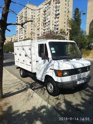 Mercedes  1992, 280,000 km - 2.5 l - Bakı
