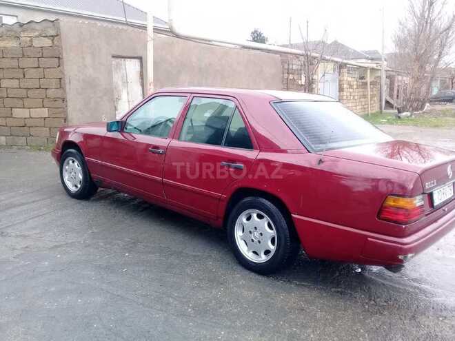 Mercedes E 260 1990, 350,000 km - 2.6 l - Bakı