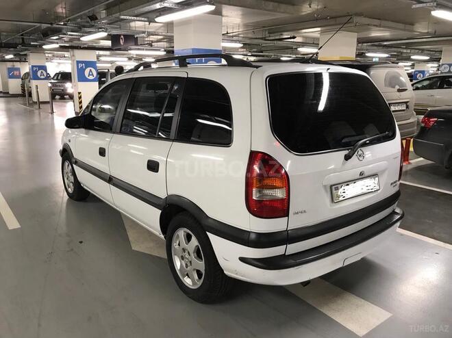 Opel Zafira 1999, 124,767 km - 2.0 l - Bakı