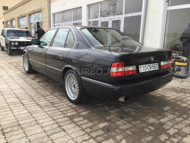 BMW 525 1989, 150,000 km - 2.5 l - Gəncə