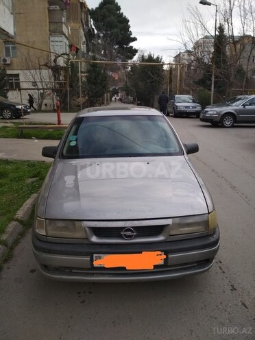 Opel Vectra 1995, 285,000 km - 1.8 l - Bakı