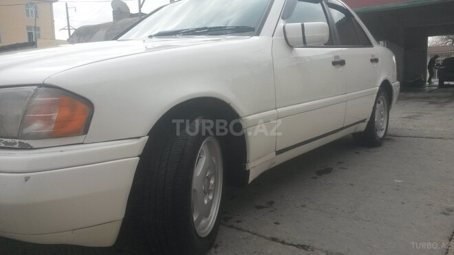 Mercedes C 180 1994, 270,000 km - 1.8 l - Bakı
