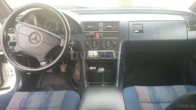Mercedes C 180 1994, 270,000 km - 1.8 l - Bakı