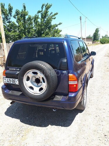Suzuki  2001, 150,000 km - 2.7 л - Saatlı