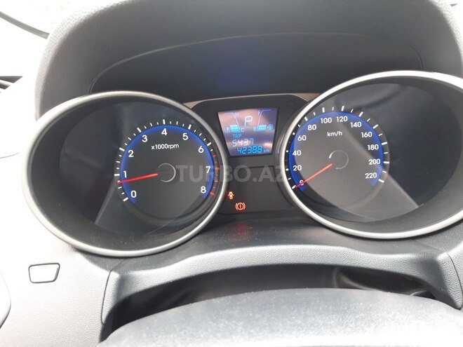 Hyundai ix35 2014, 42,400 km - 2.0 л - Zaqatala