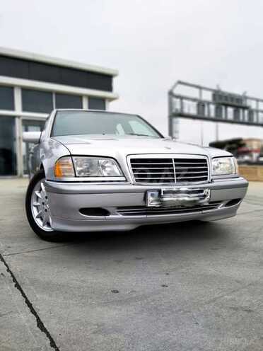 Mercedes C 200 1999, 296,326 km - 2.0 l - Bakı