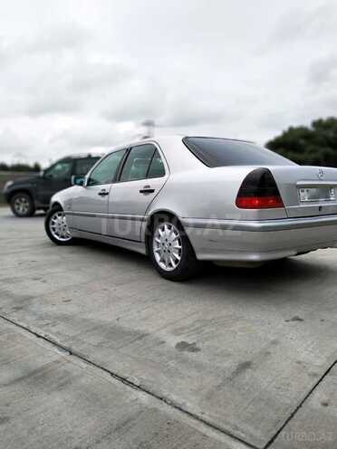 Mercedes C 200 1999, 296,326 km - 2.0 l - Bakı