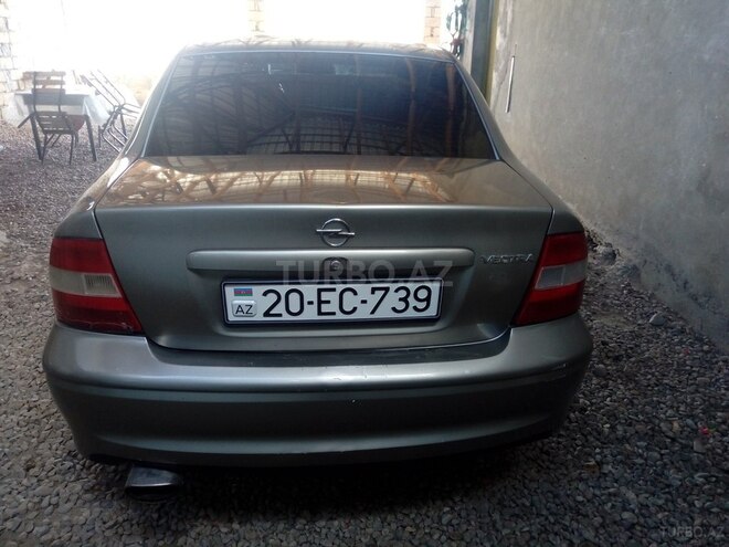Opel Vectra 1996, 300,000 km - 2.0 l - Gəncə