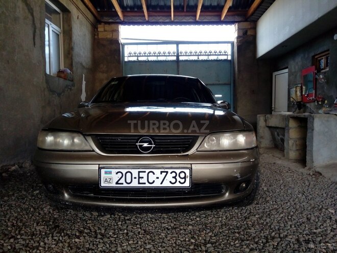 Opel Vectra 1996, 300,000 km - 2.0 l - Gəncə