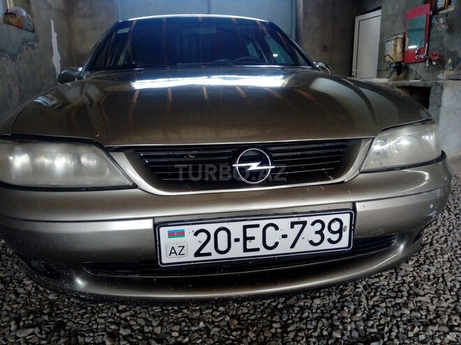 Opel Vectra 1996, 300,000 km - 2.0 l - Gəncə