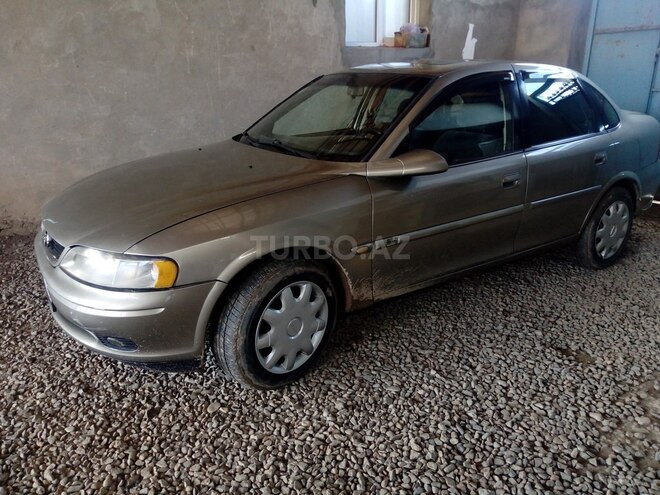 Opel Vectra 1996, 300,000 km - 2.0 l - Gəncə