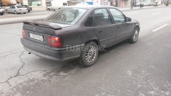 Opel Vectra 1993, 153,000 km - 2.0 l - Bakı