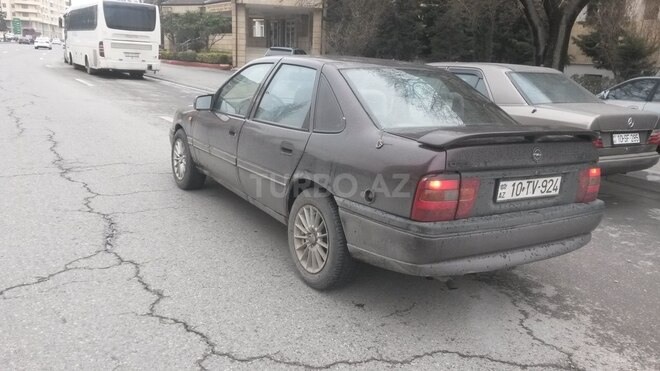 Opel Vectra 1993, 153,000 km - 2.0 l - Bakı