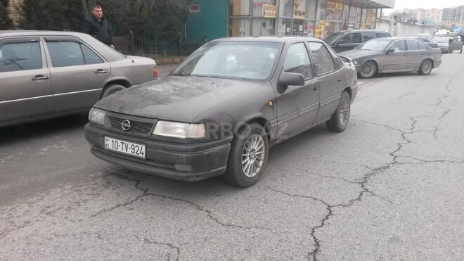 Opel Vectra 1993, 153,000 km - 2.0 l - Bakı