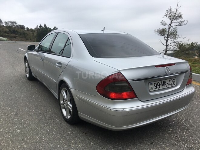 Mercedes E 220 2006, 261,000 km - 2.2 л - Bakı