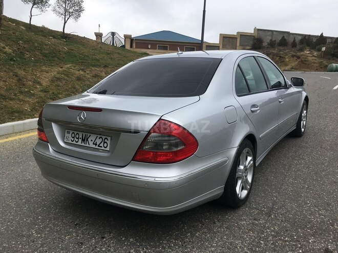 Mercedes E 220 2006, 261,000 km - 2.2 л - Bakı