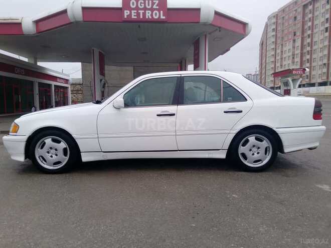 Mercedes C 230 2000, 196,000 km - 2.3 l - Bakı
