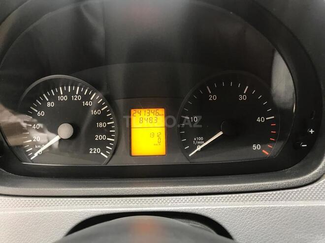 Mercedes Vito 2009, 241,000 km - 2.1 l - Bakı