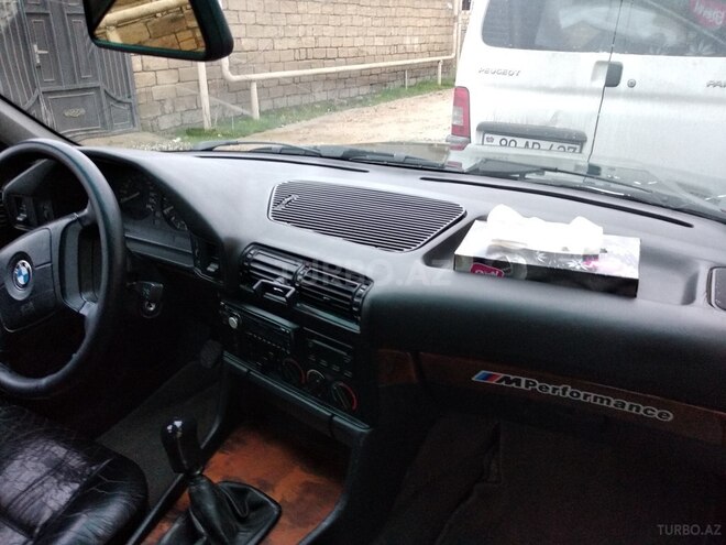 BMW 518 1994, 362,000 km - 1.8 л - Bakı