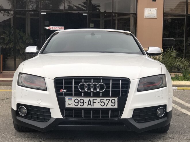 Audi S5 2010, 92,000 km - 4.2 l - Bakı