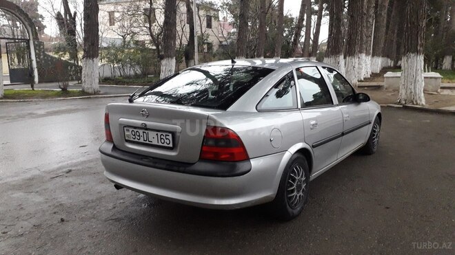 Opel Vectra 1998, 296,000 km - 1.8 l - Sumqayıt