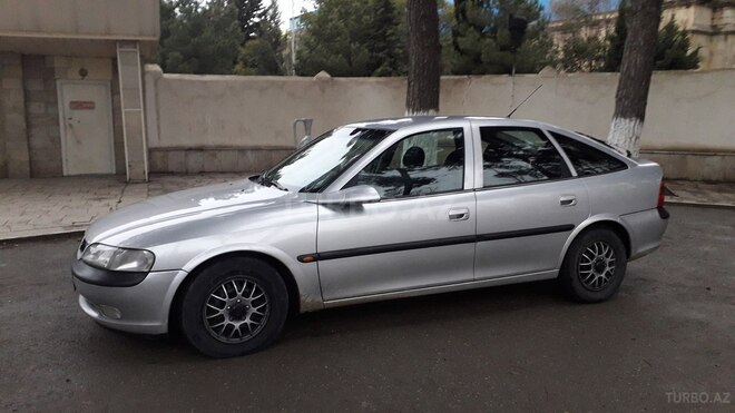 Opel Vectra 1998, 296,000 km - 1.8 l - Sumqayıt