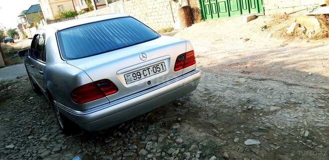 Mercedes E 200 1998, 231,000 km - 2.0 l - Bakı
