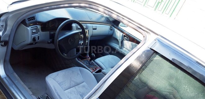 Mercedes E 200 1998, 231,000 km - 2.0 l - Bakı