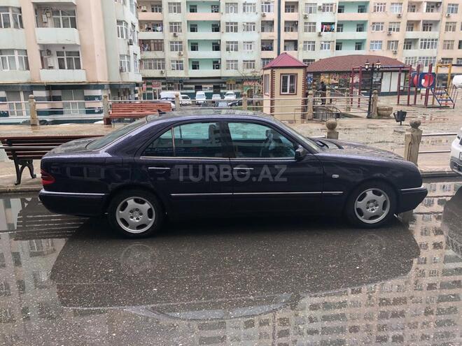 Mercedes E 220 1999, 371,188 km - 2.2 л - Bakı