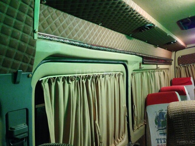 Mercedes Sprinter 208 1995, 272,737 km - 2.9 l - Bakı